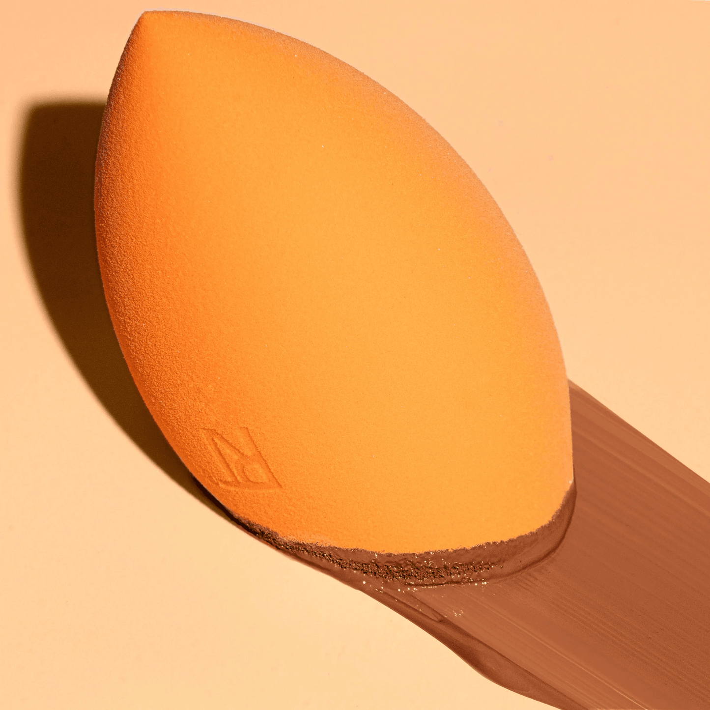 Real Techniques - Miracle Complexion Sponge + Travel Case