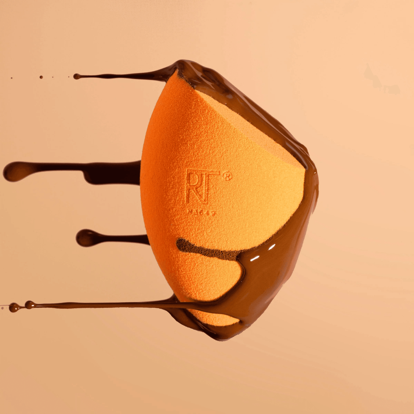 Real Techniques - Miracle Complexion Sponge + Travel Case