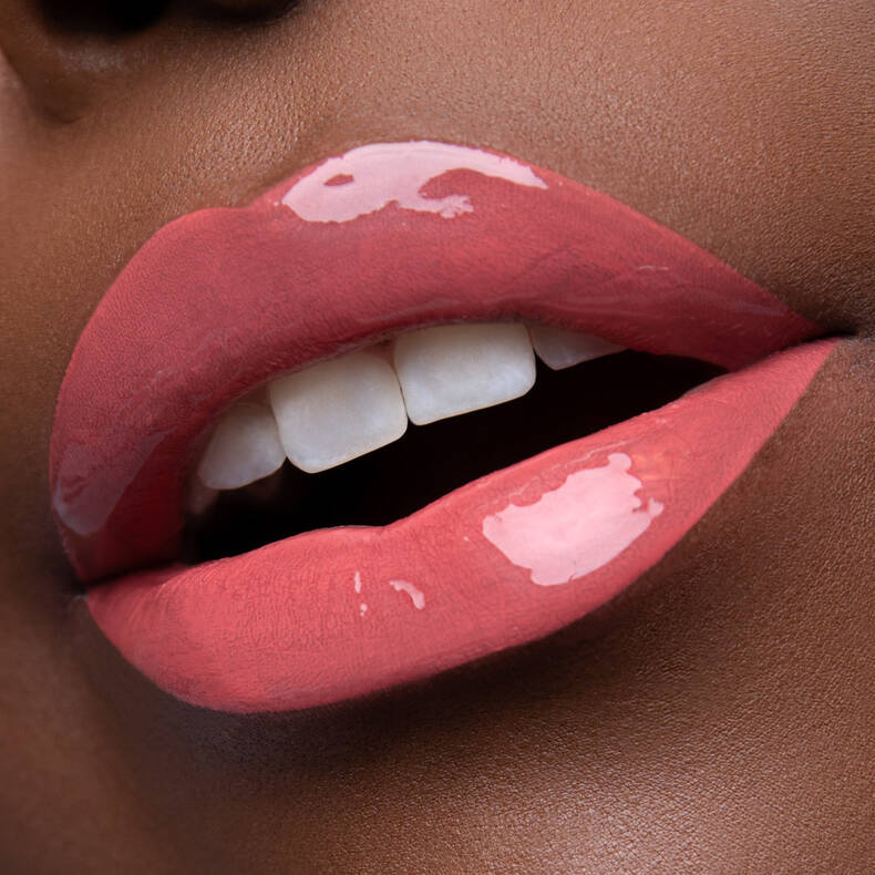 NYX Shine Loud Pro Pigment Lip Shine