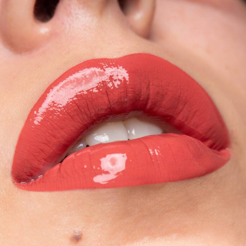 NYX Shine Loud Pro Pigment Lip Shine