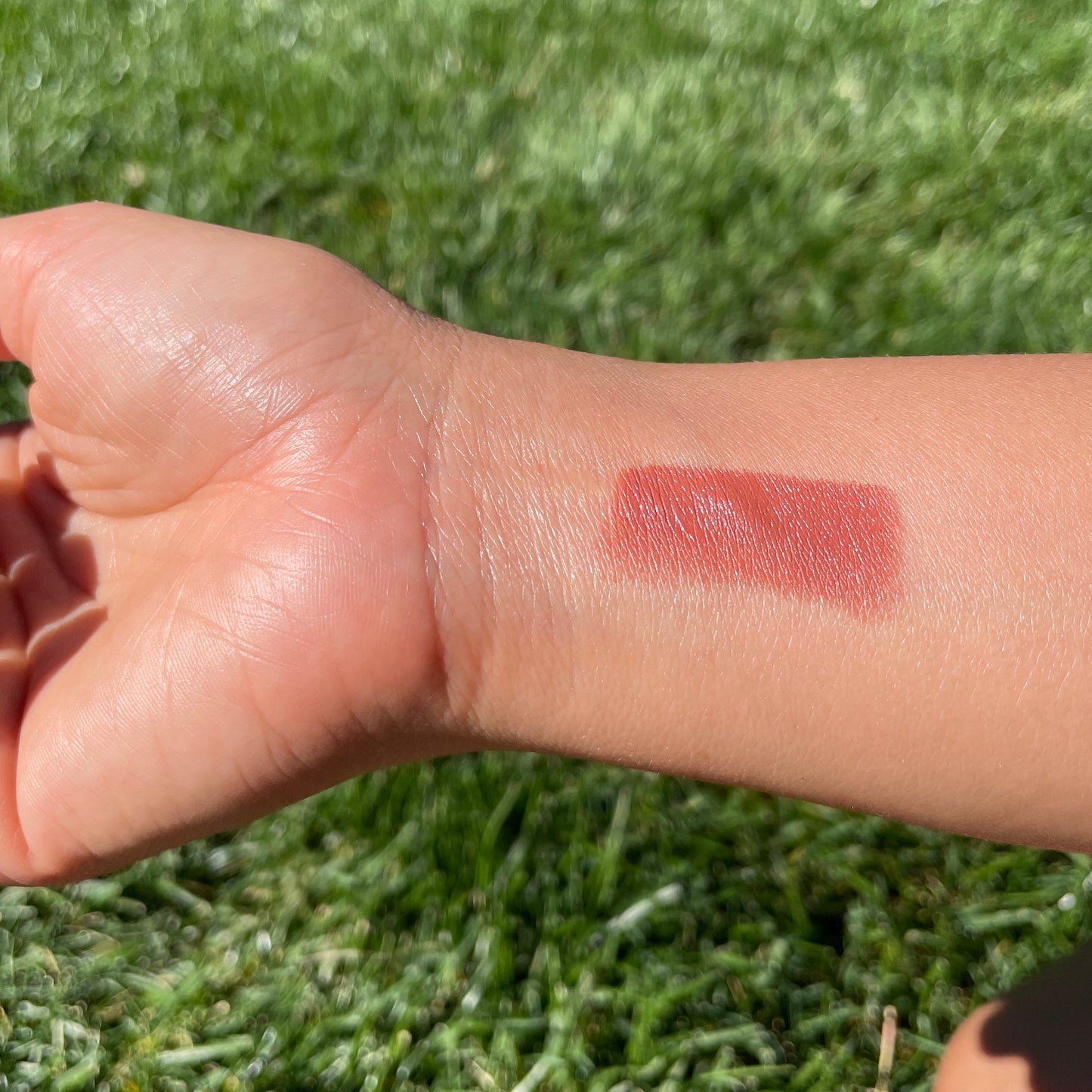 Axiology - Lip-to-Lid Balmie