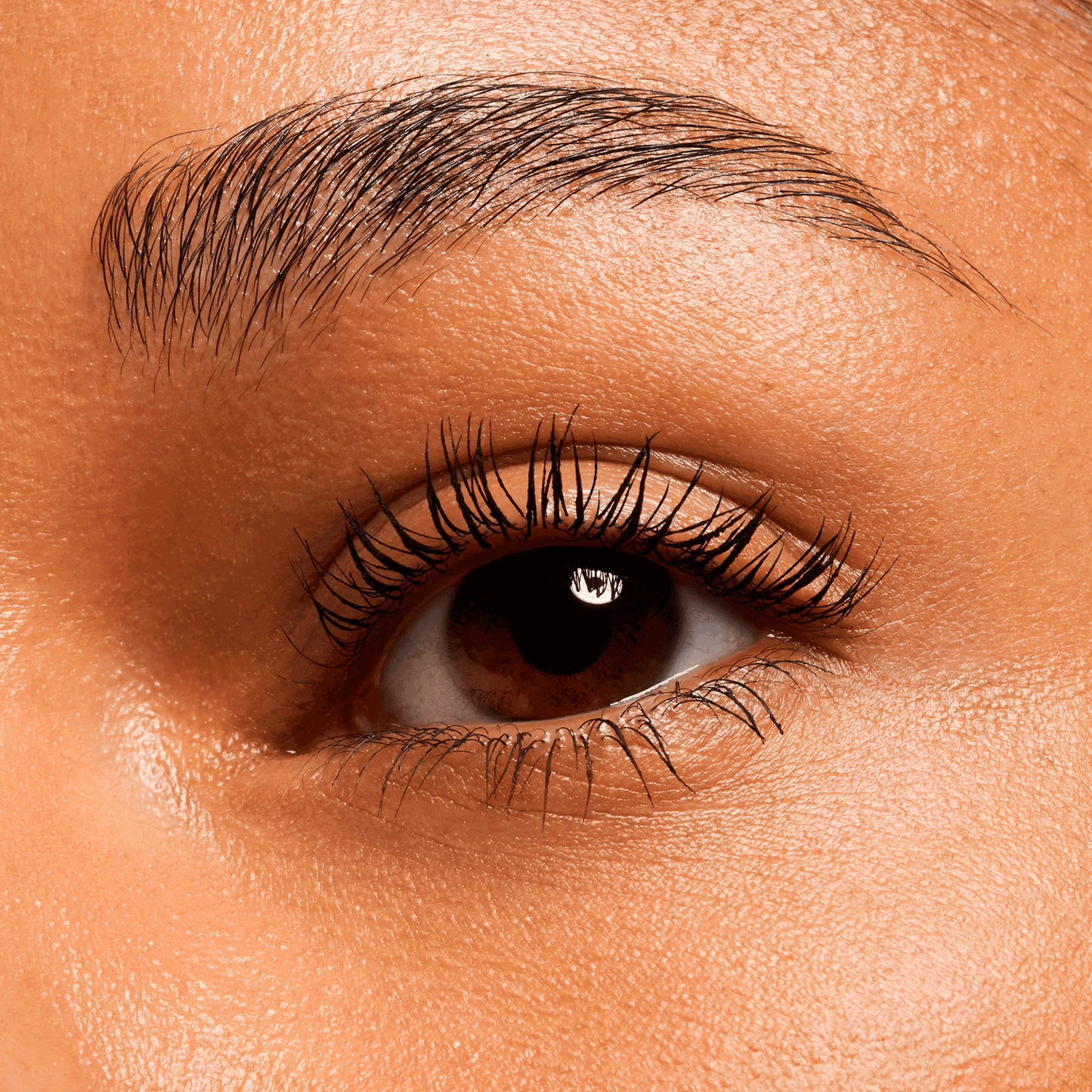 dierproefvrij Glam&Doll Sculpt Volume & Definition Mascara